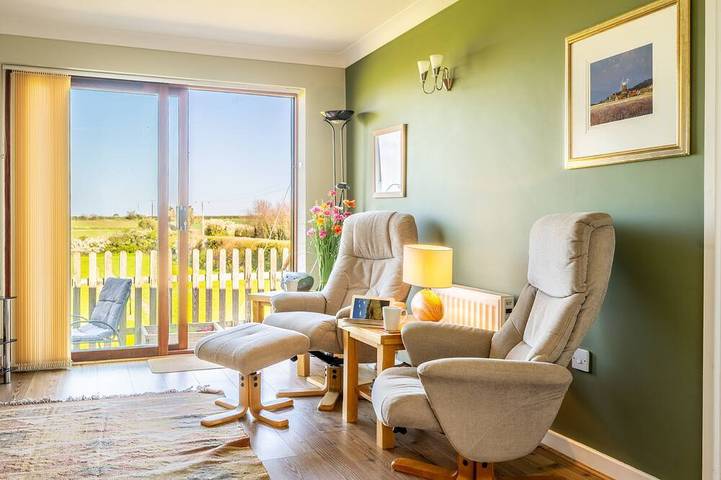 Holiday rental for 2 people, with Garden in Cley next the Sea