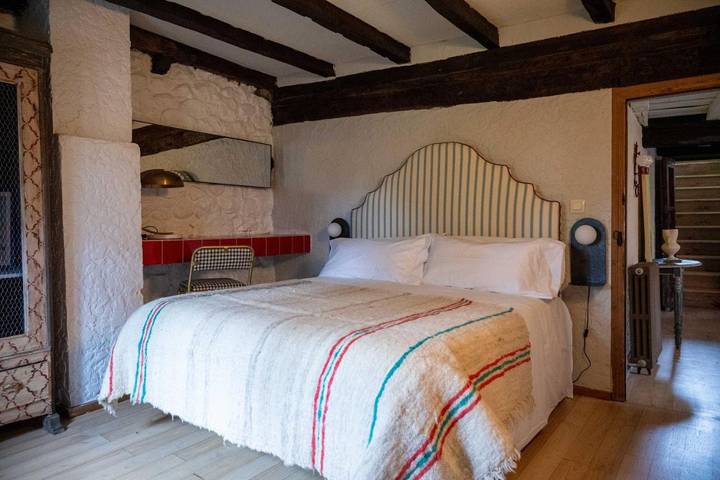 Chalet para 10 personas, con terraza además de jardín y vistas, Se admiten mascotas en Valle de Cabuérniga - 3