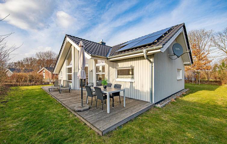 Ferienhaus für 6 Personen, mit Garten und Sauna sowie Terrasse, kinderfreundlich - 1