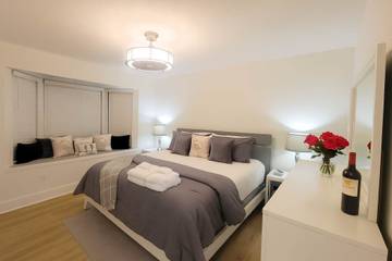 Vacation Rental for 12 Guests in Upper Grand Lagoon, Panama City (Florida), Picture 3