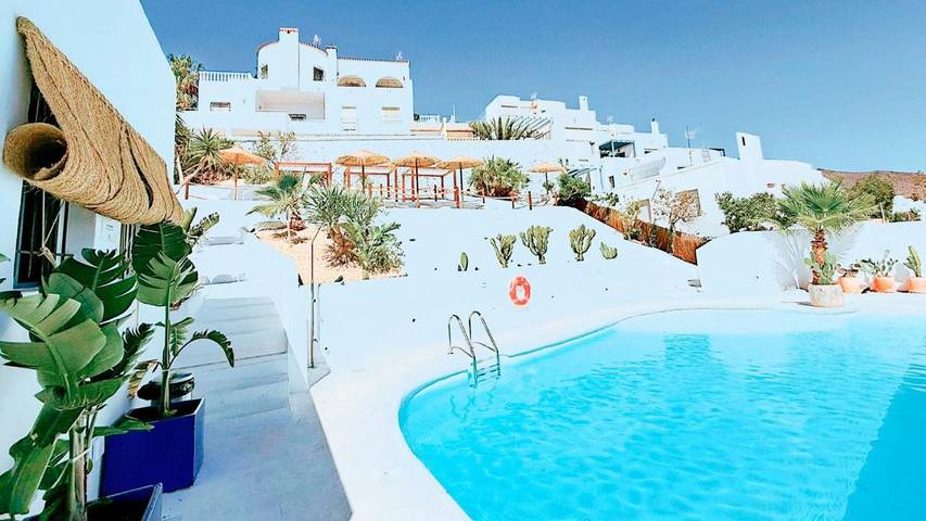 Maison d’hôte pour 3 personnes, avec jardin ainsi que piscine et vue, animaux acceptés dans Cabo de Gata