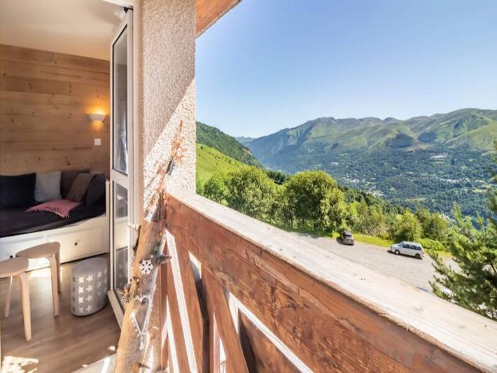 Gîte pour 6 personnes, avec balcon dans Col De Val Louron Azet