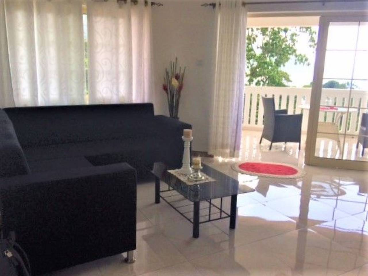 Ganze Wohnung, Horizon, klimatisierte Ferienwohnung mit Balkon in Mahé