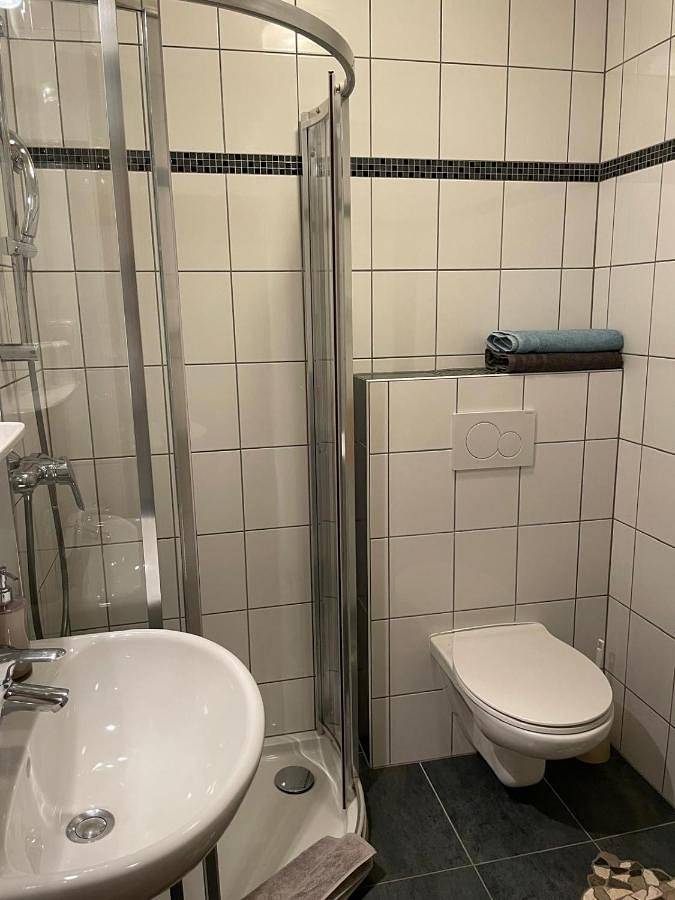 Double Room with Balcony in Weyregg am Attersee, Bezirk Vöcklabruck