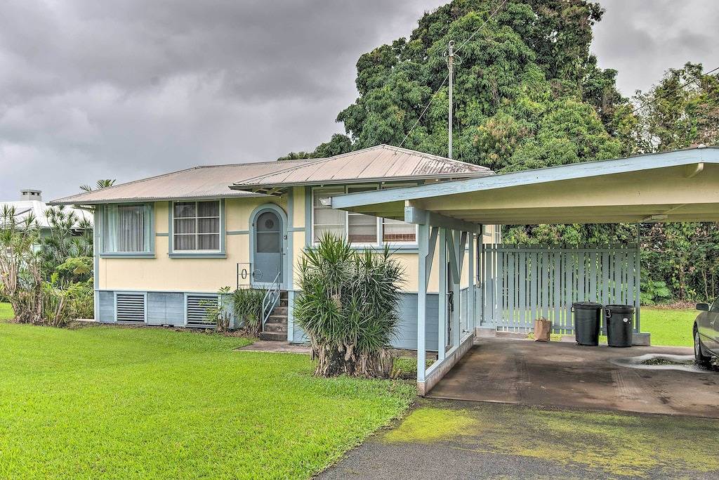 Hilo Home Base - 3 Miles to State Park & Beach! in Hilo, South Hilo