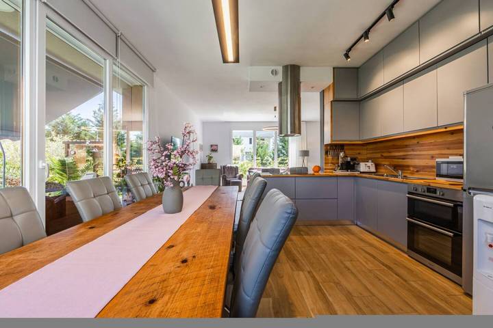 Villa pour 10 personnes, avec balcon et jardin, animaux acceptés en Albanie - 4