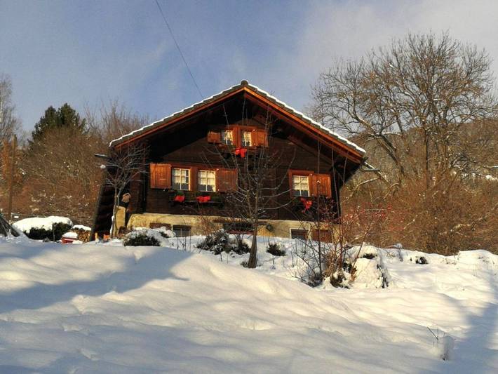 Gîte pour 6 personnes, avec vue et jardin à Conthey