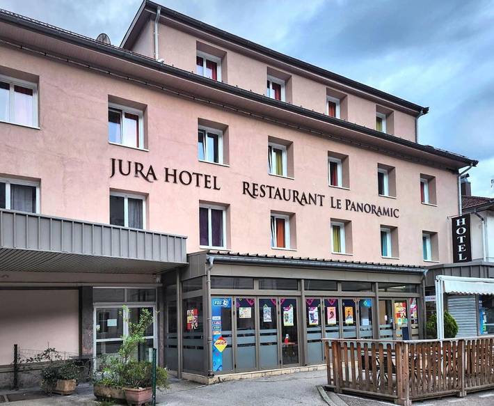 Hôtel pour 2 personnes, avec terrasse, animaux acceptés à Saint-Claude (Jura) - 2