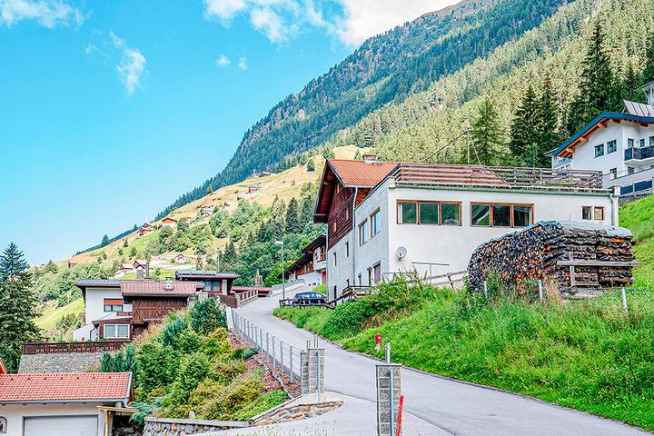 Ferienhaus Enzian in St. Leonhard im Pitztal, Bezirk Imst