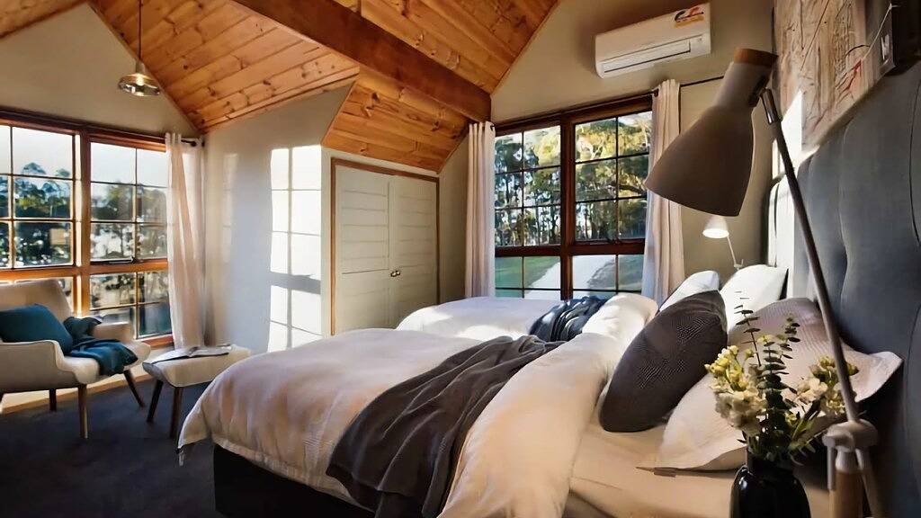 Zeder und Stein Porcupine Ridge 7 Schlafzimmer in Hepburn Shire