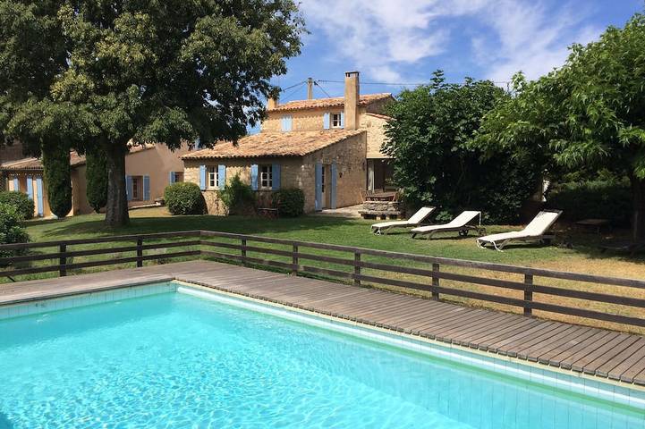 Villa pour 10 personnes, avec jardin et terrasse