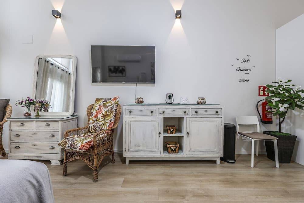 Ganze Wohnung, Fancy Studio with Terrace & Pool in Madrid South in Madrid, Madrid Province