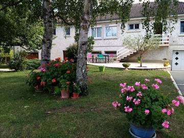 Chambre d’hôte pour 2 personnes, avec jardin dans Jardres