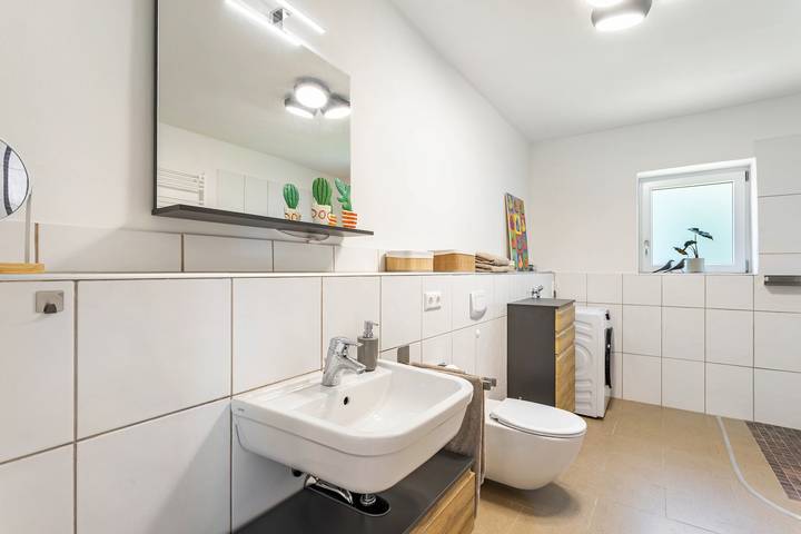 Holiday Home 'Lilla Huset' with Private Terrace and Wi-Fi in Arnsberg, Hochsauerlandkreis