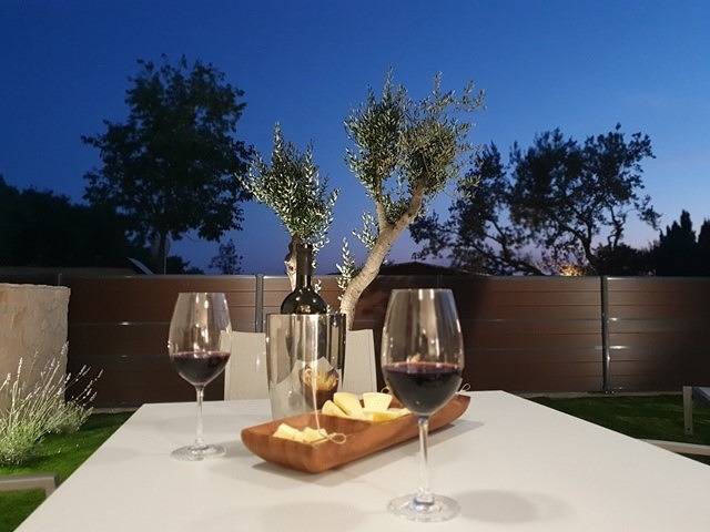 Appartement entier, Appartement de vacances pour 4 personnes avec jardin in Sveti Filip i Jakov, Općina Sveti Filip i Jakov