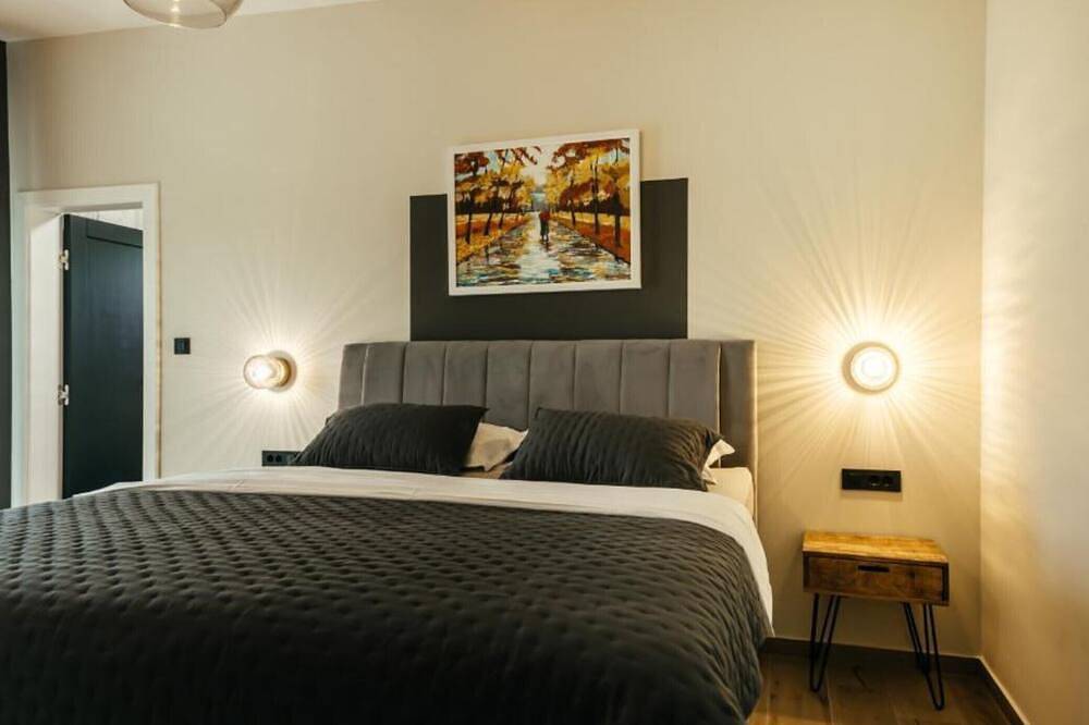 New Luxury Villa - Six Bedroom Villa in Imotski, Makarska Riviera