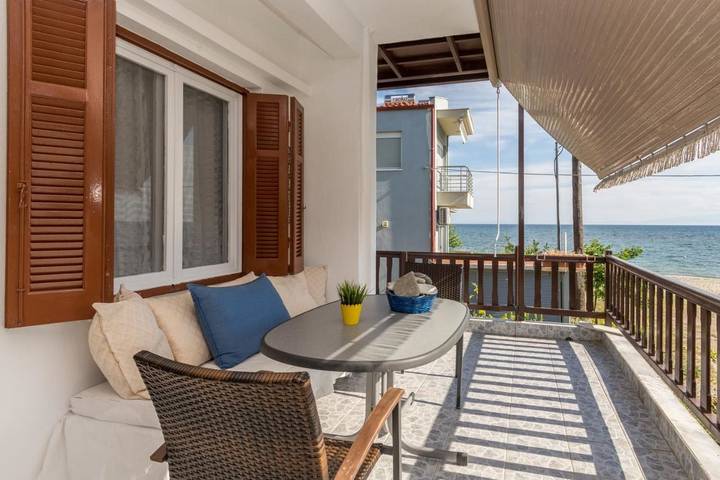 Ferienhaus für 5 Personen, mit Balkon und Ausblick in Chalkidiki