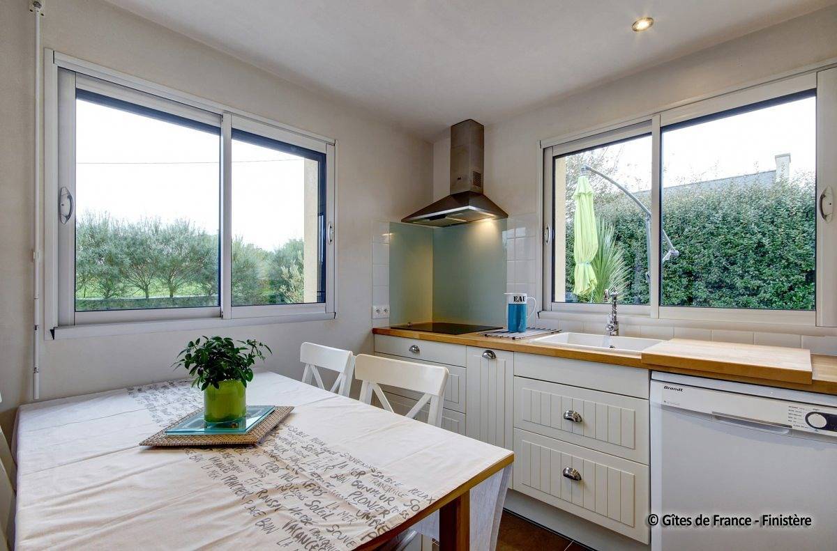 Gîte für 4 Personen mit Terrasse in Plougasnou, Ceinture Dorée