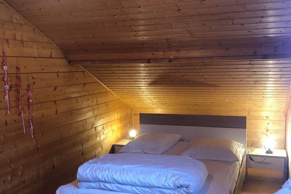 De cabine van de Sfinx 'Le Chamois' 2012 in Anould, Saint-Dié-des-Vosges
