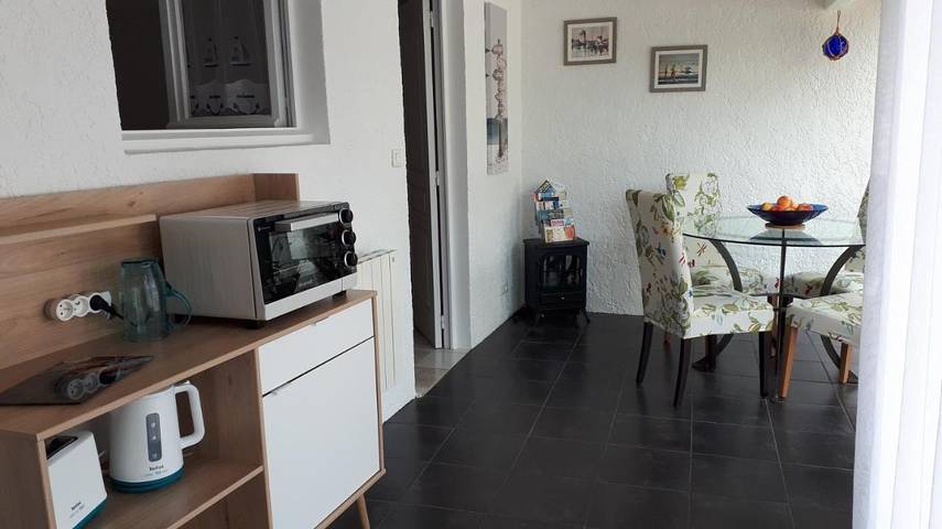 Location de vacances pour 2 personnes, avec jardin à Corme-Royal - 4
