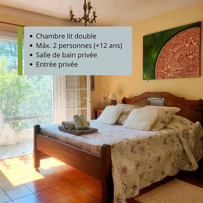 Chambre d’hôte pour 2 personnes, avec piscine ainsi que vue et jardin à Draguignan - 3