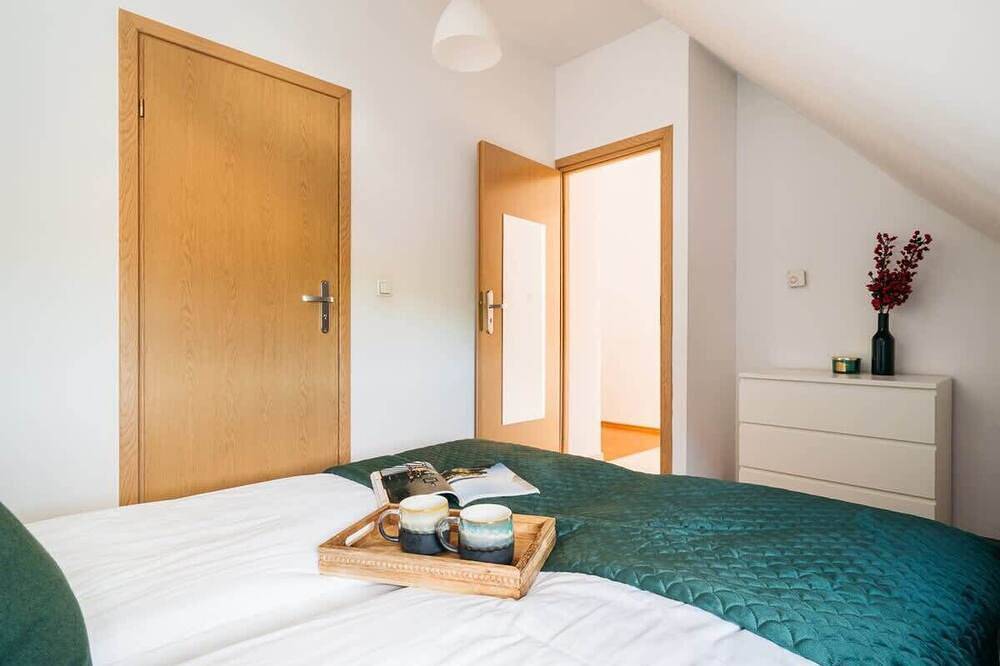 Entire apartment, A comfortable 1bed apartment with a Mountain View in Zakopane, Carpathians (Poland)