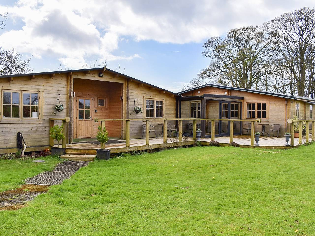 Pineville in River (Kent), Kent