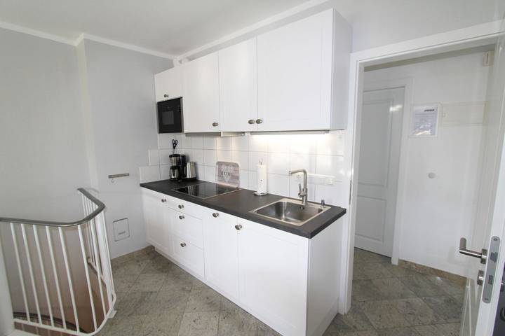 Ganze Wohnung, Ferienwohnung auf 2 Ebenen für vier Personen in ruhiger Lage in Nordfriesische Inseln (Schleswig-Holstein) (Schleswig-Holstein), Wenningstedt