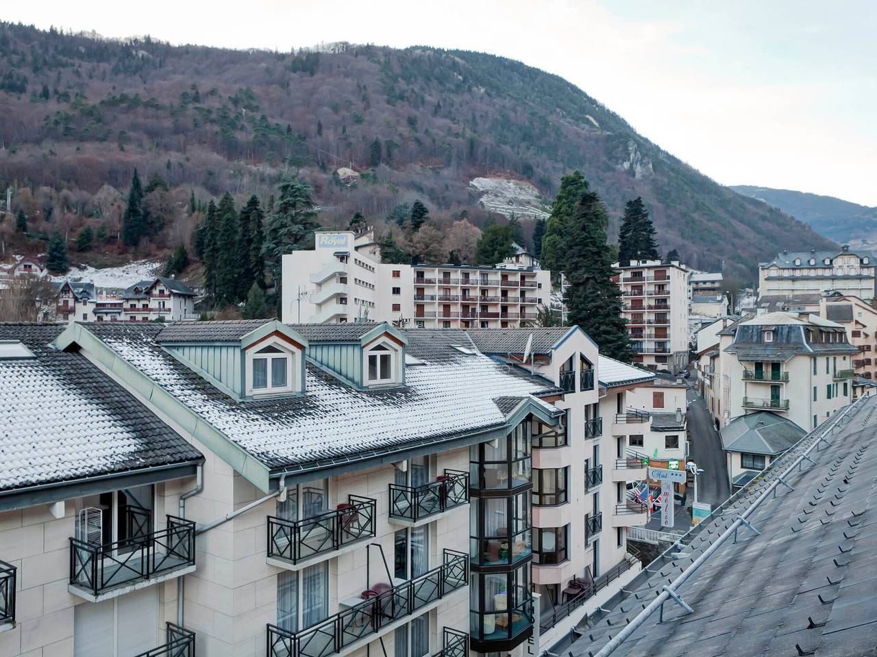 Entire apartment, Central Apartment with Ski Access and Modern Amenities in Brides-les-Bains, Les Trois Vallées