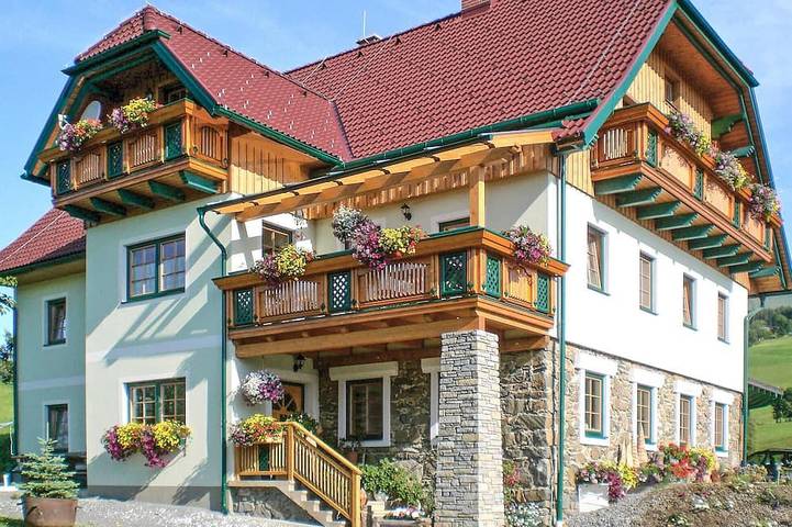 Ferienwohnung für 8 Personen, mit Balkon in St. Peter am Kammersberg