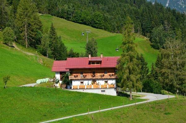 Ferienhaus für 4 Personen, mit Balkon und Terrasse sowie Garten in Mühlbach am Hochkönig