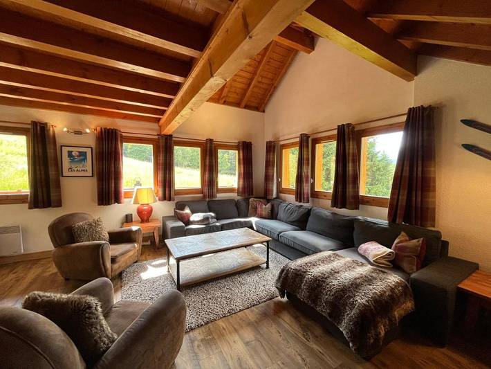 Maison pour 16 personnes, avec Balcon et Terrasse ainsi que Jardin et Vue à Oz
