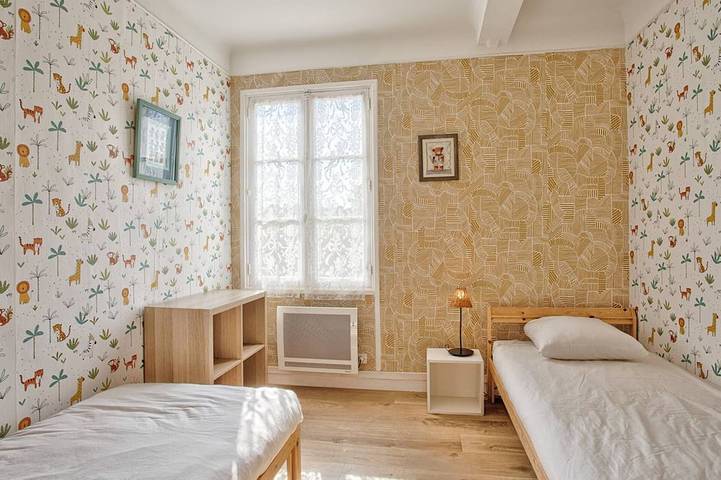 Location de vacances pour 7 personnes dans Plage De La Redoute - 3