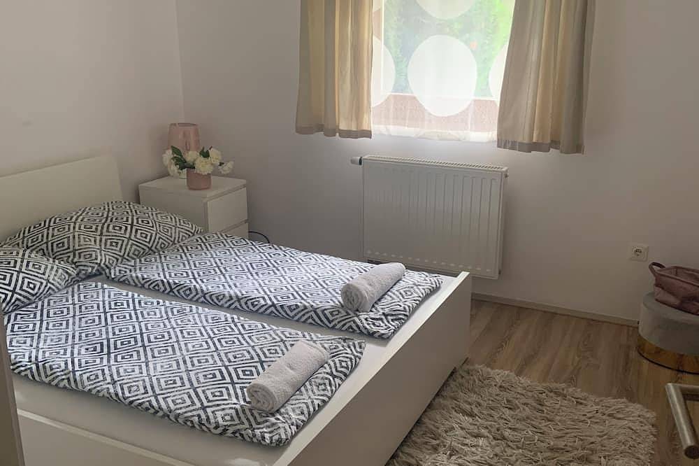 Ganze Wohnung, Cozy apartment with 1 bedroom and Ac, Wifi in welcoming Pécs in Pecs, Kleingebiet Fünfkirchen