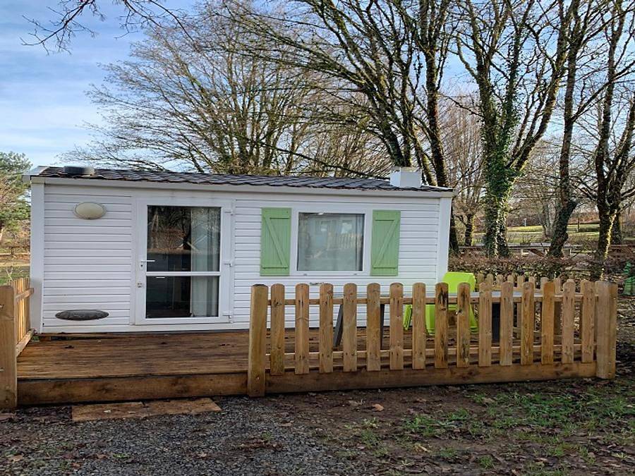 Camping Val Saint Jean - Mobilhome 2 personnes - Hôtelier in Massif central
