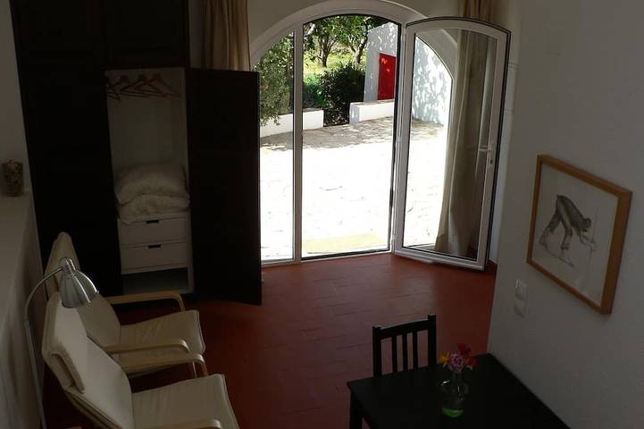 Ferienhaus für 3 Personen, mit Terrasse und Garten in Estoril - 3