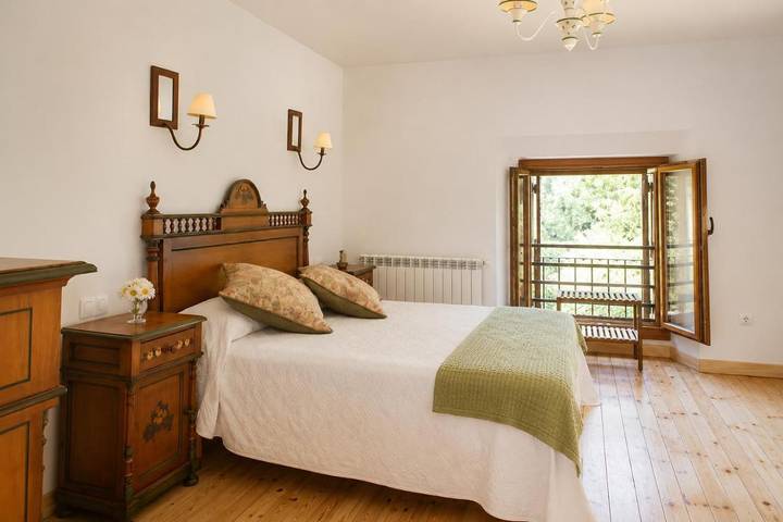 Casa rural para 21 personas, con Terraza además de Jardín y Vistas en Arguedas - 3