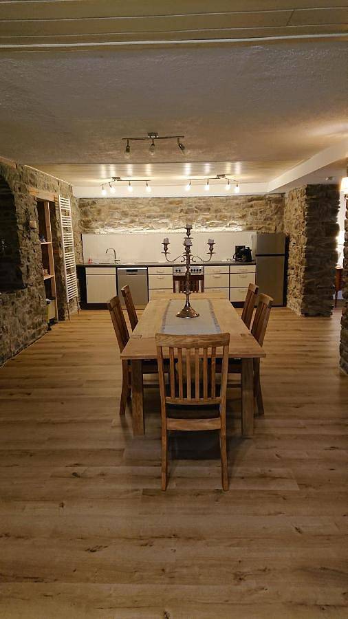 Ganze Wohnung, Schmugglerhaus in Hellenthal, Rureifel (Nordrhein-westfalen)