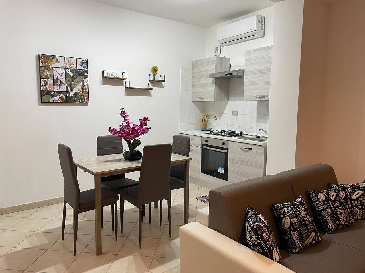 Ganze Wohnung, Civico2 Ampio monolocale al centro in Sassari, Sassari Provinz