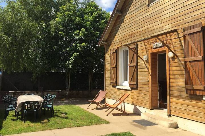 Location de vacances pour 12 personnes dans Aunay-sous-Auneau