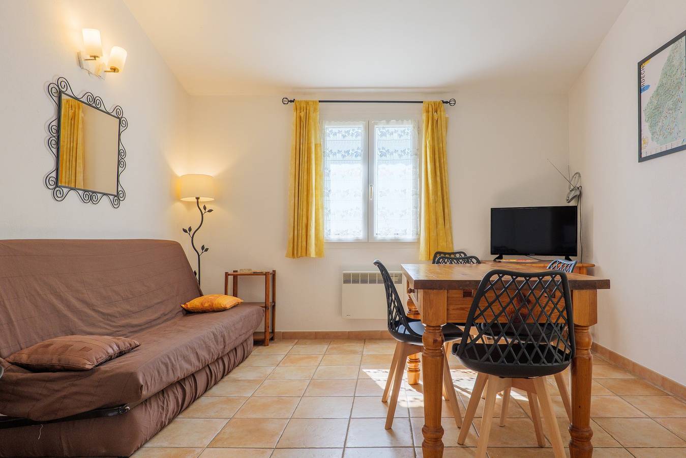 Gîte Le Micocoulier La Fontinelle – Ruhige Ferienhäuser in der Ardèche in Bessas, Ardèche