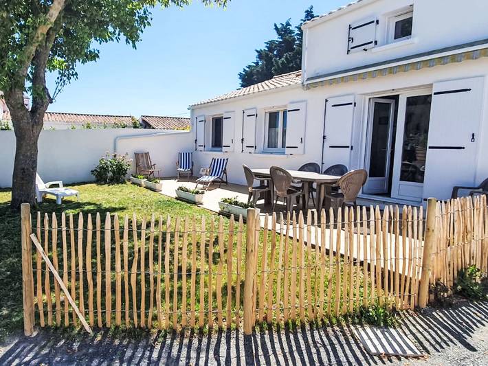 Location de vacances pour 10 personnes, avec terrasse et jardin dans Plage De La Bosse L Epine - 2