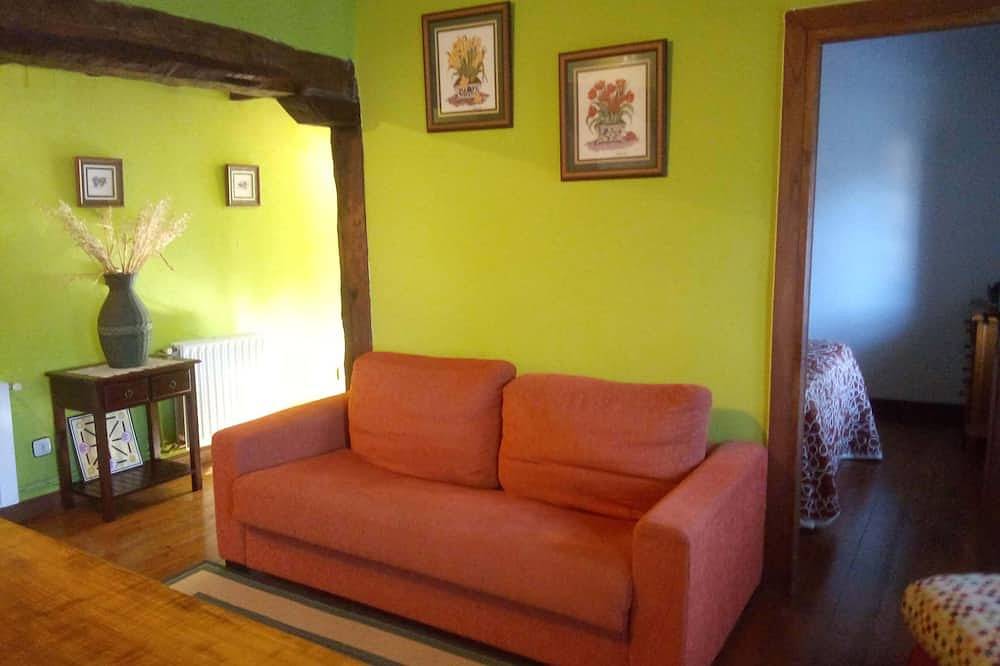 Apartamentos Padruno 3 para 2/ 4 personas in Oreña, Alfoz de Lloredo