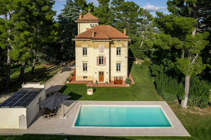 Ferienhaus für 12 Personen, mit Garten und Terrasse, mit Haustier