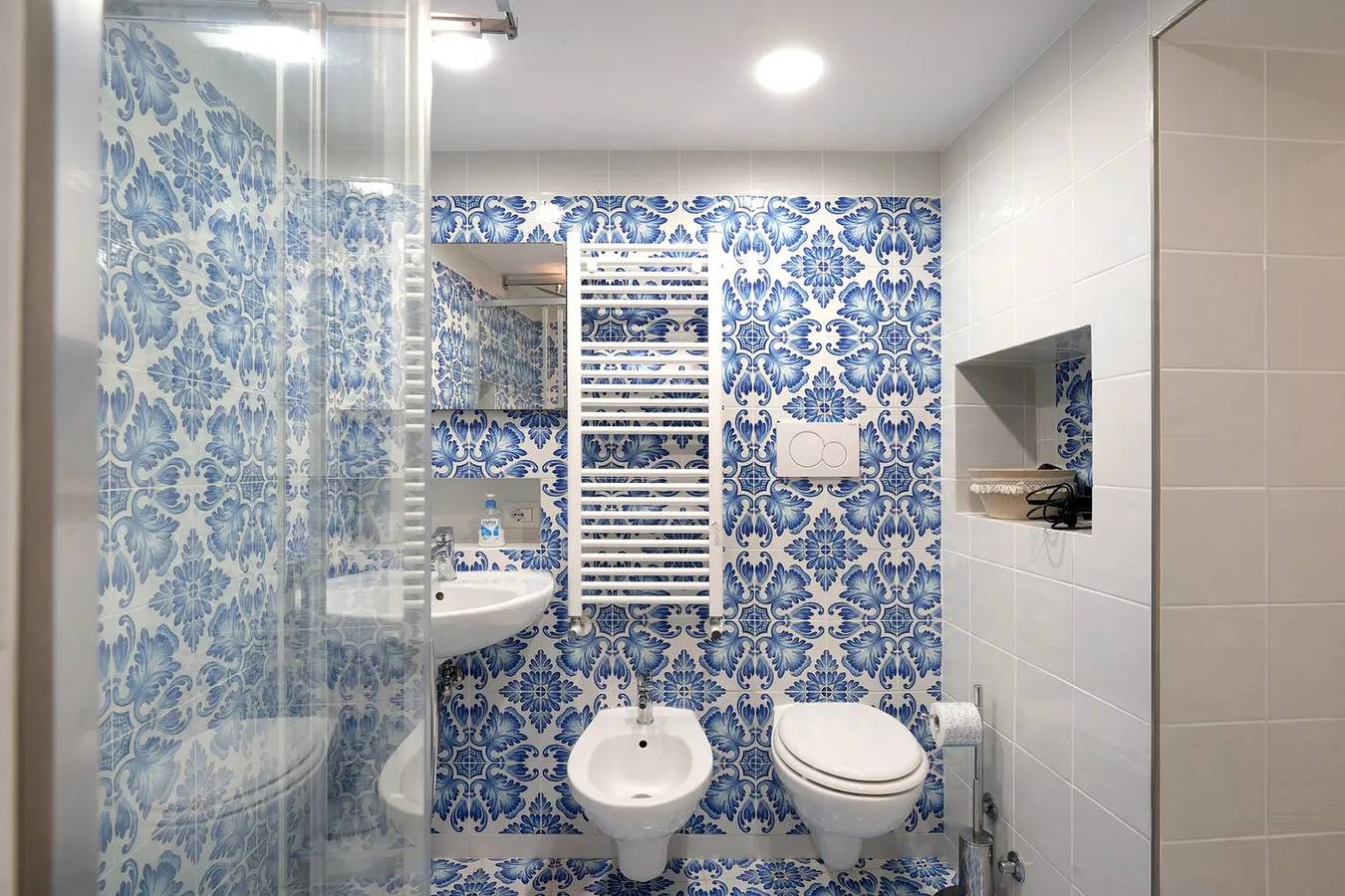 Entire apartment, Apartment 'Penisola 4' with Shared Terrace, Wi-Fi and Air Conditioning in Vico Equense, Naples Province