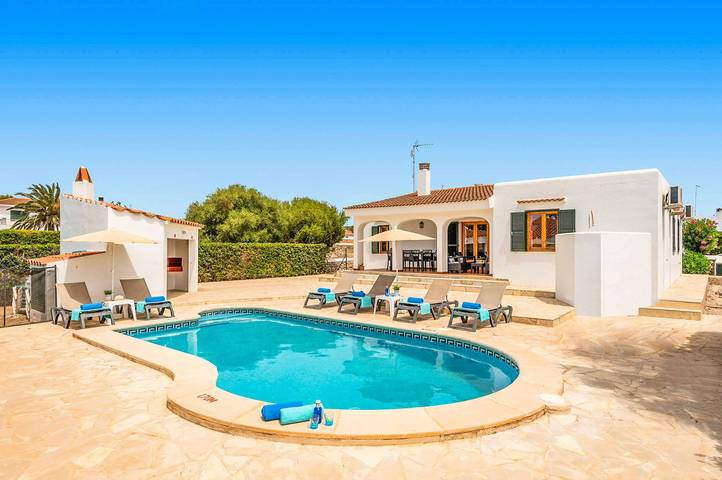 Casa de vacaciones para 6 personas, con Terraza y Piscina en Cala en Blanes