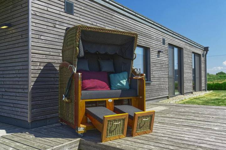 Ferienhaus für 5 Personen, mit Sauna und Garten sowie Terrasse in Pellworm - 2