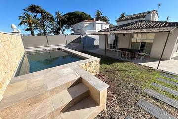 Cottage pour 4 personnes, avec piscine dans Parc de Vaugrenier