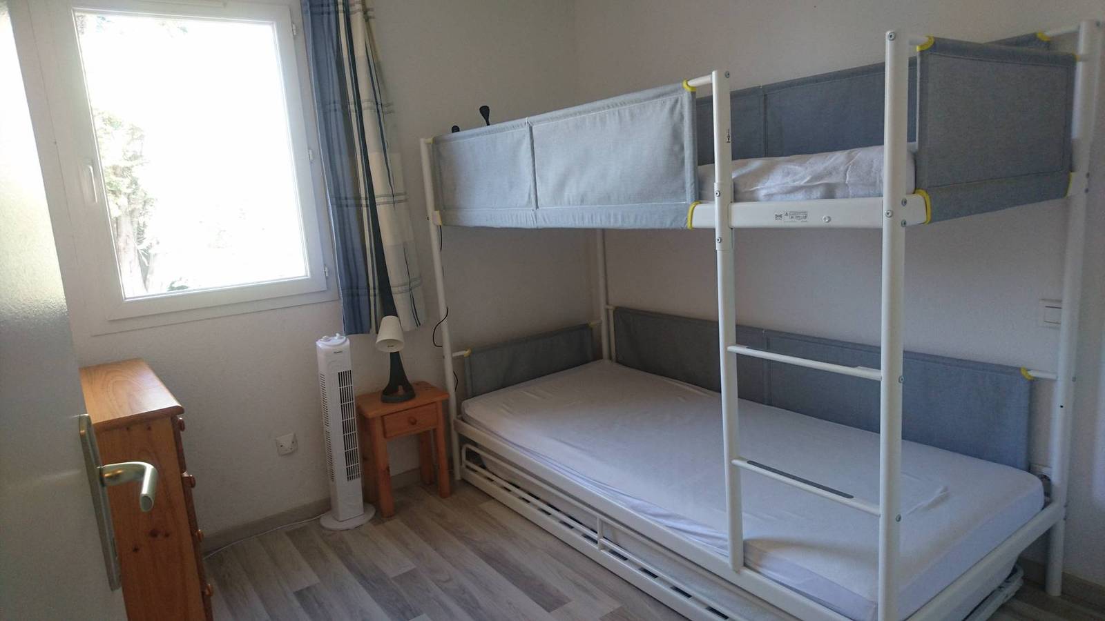Appartement de vacances entier, Agréable Maison de vacances, belle vue, 5 couchages, dans résidence Le Clos De Socorro, à 800m à Portiragnes P in Portiragnes Plage, Portiragnes