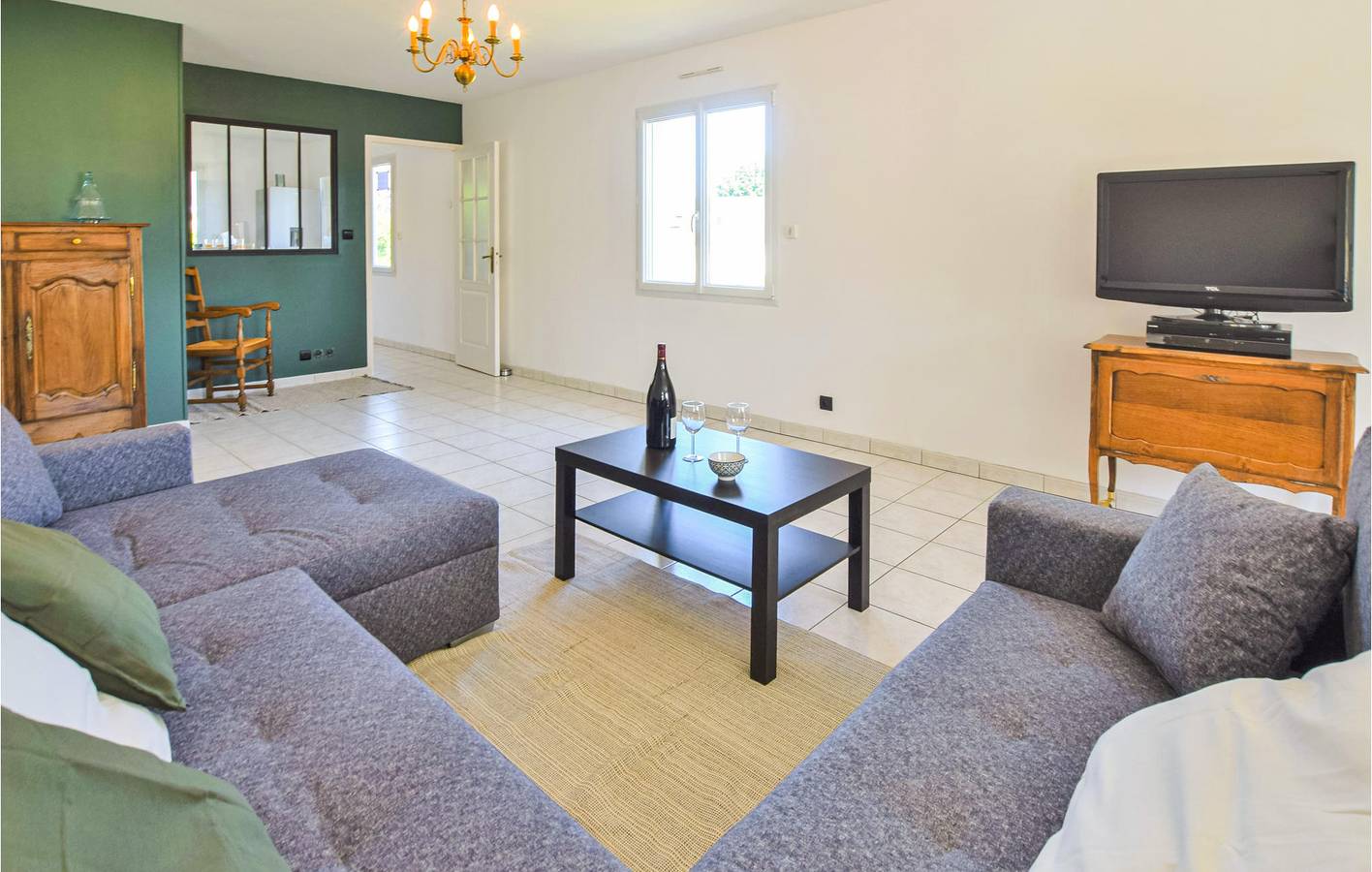 Appartement de 130m2 avec parking, TV et Internet in Sainte-Mère-Église, Région de Cherbourg